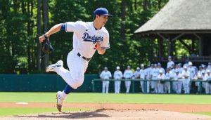 Neodoljivi Susreti: Humorni Susret MLB Zvijezde Blakea Snella s Ohtanijevom Sveznajućom Prisutnošću u Japanu